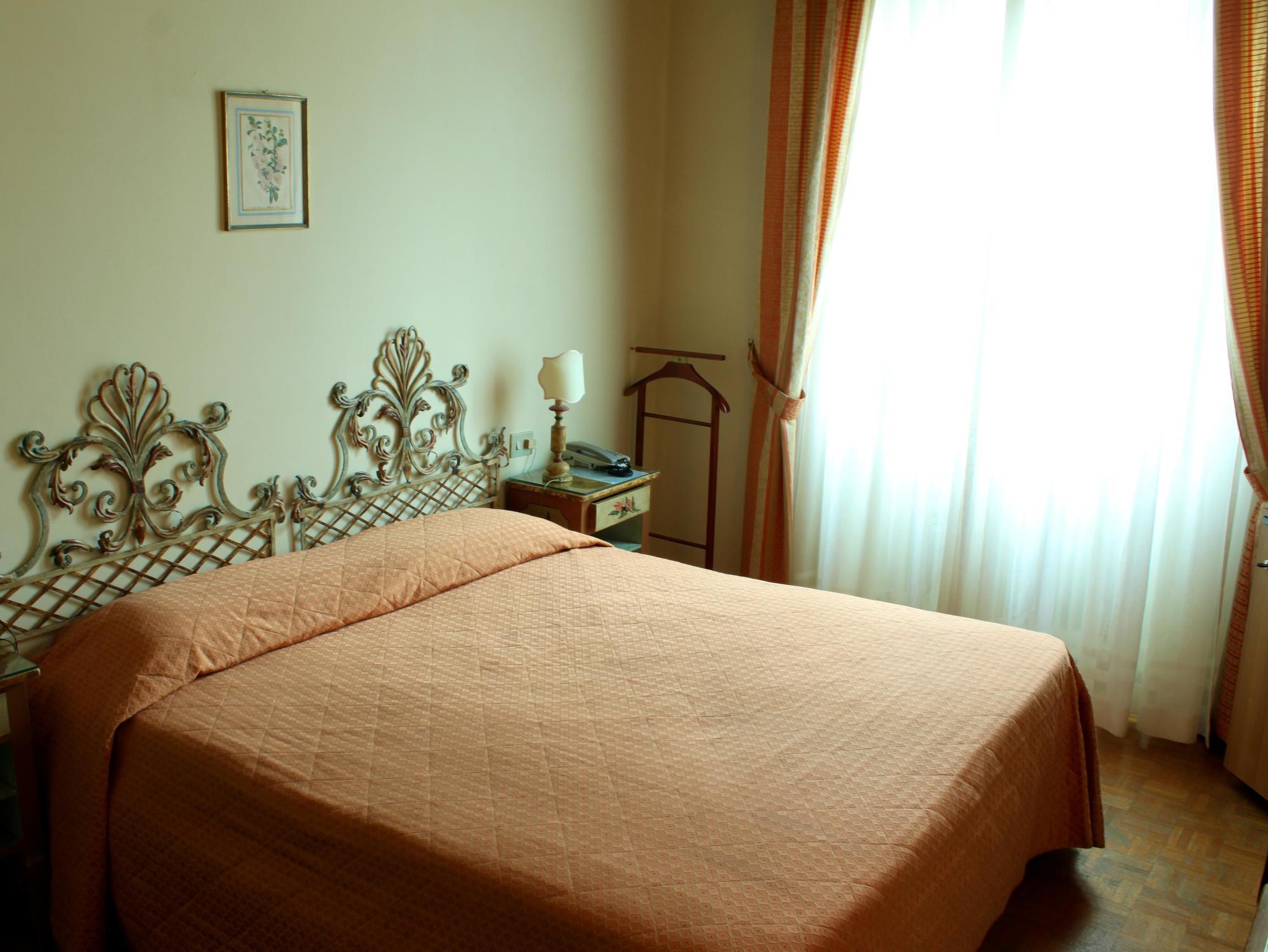 Hotel Villa Le Rondini Firenze Kültér fotó